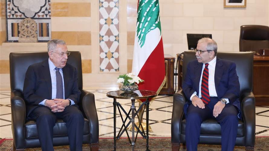 السنيورة: ندعم الرئيس سلام في حصرية السلاح بيد الدولة