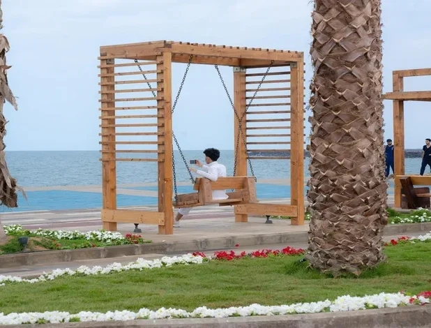Jazan's Rainy Spell Draws Crowds to Local Tourist Destinations