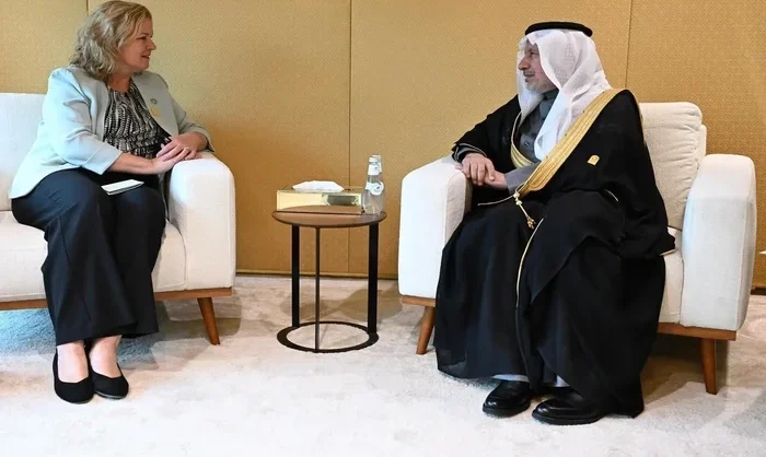 KSrelief Supervisor-General Meets UNHCR Deputy High Commissioner