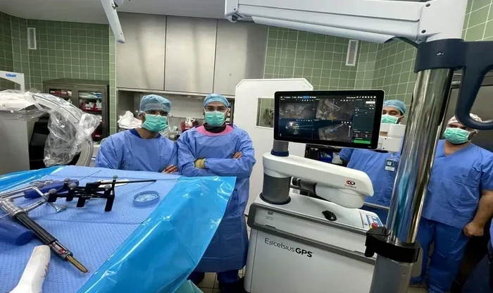 King Fahd University Hospital Achieves Milestone with Robotic Spinal, Pelvis Surgery
