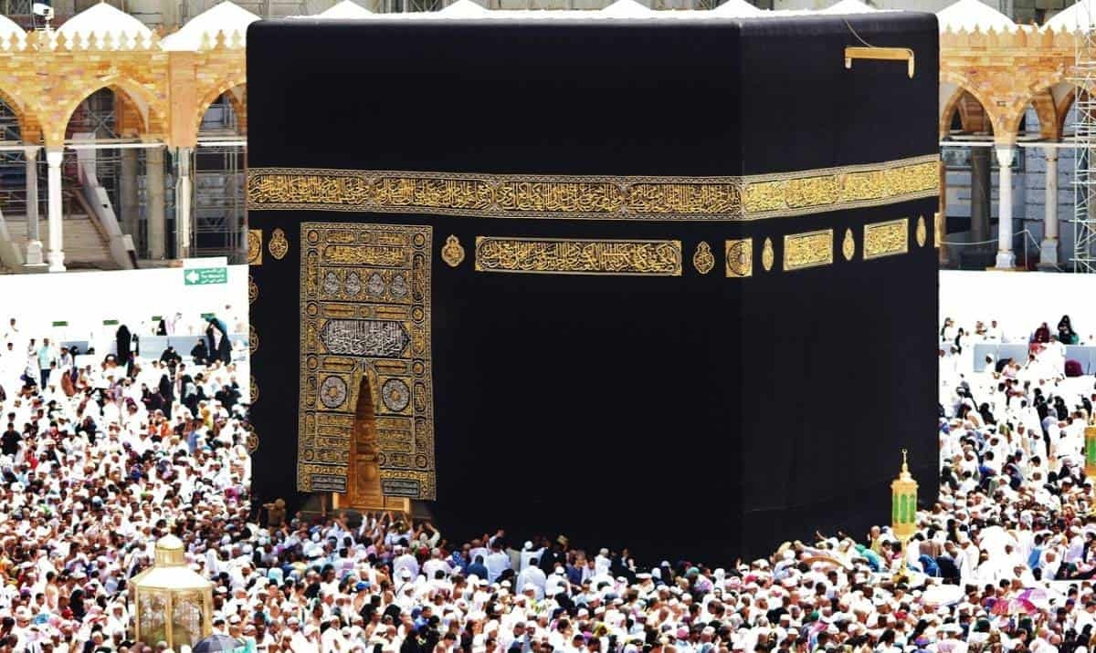 Saudi Arabia Launches AI-Powered App for Hajj 2025
