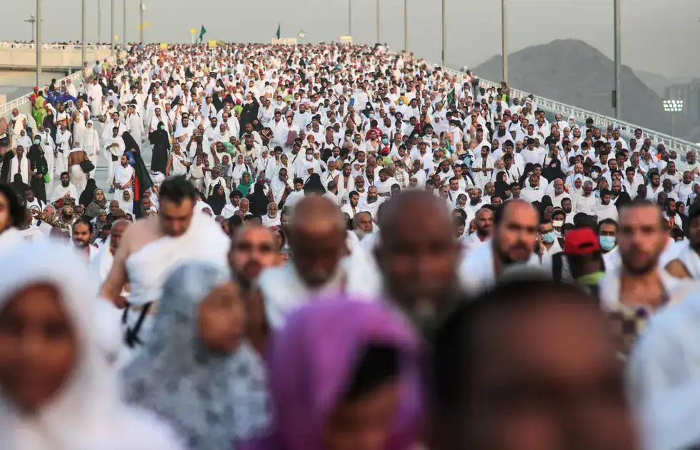 Hajj 2025: Saudi Arabia Unveils Cutting-Edge Tech to Manage Grand Mosque Crowds