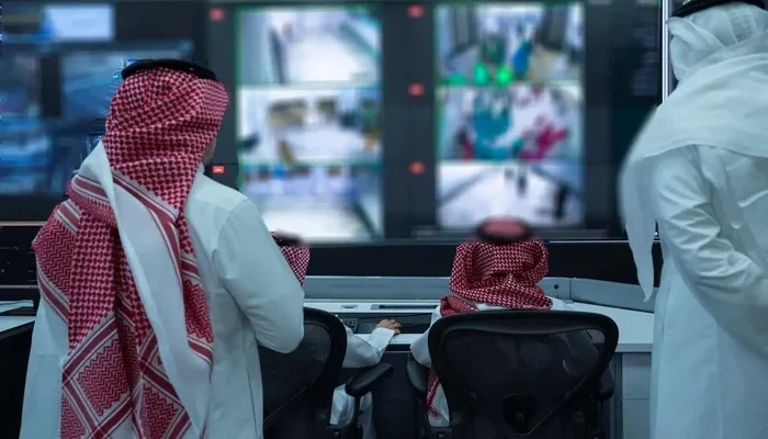 AI-Powered Baseer Platform: Cutting-Edge Technology for Efficient Hajj Crowd Management
