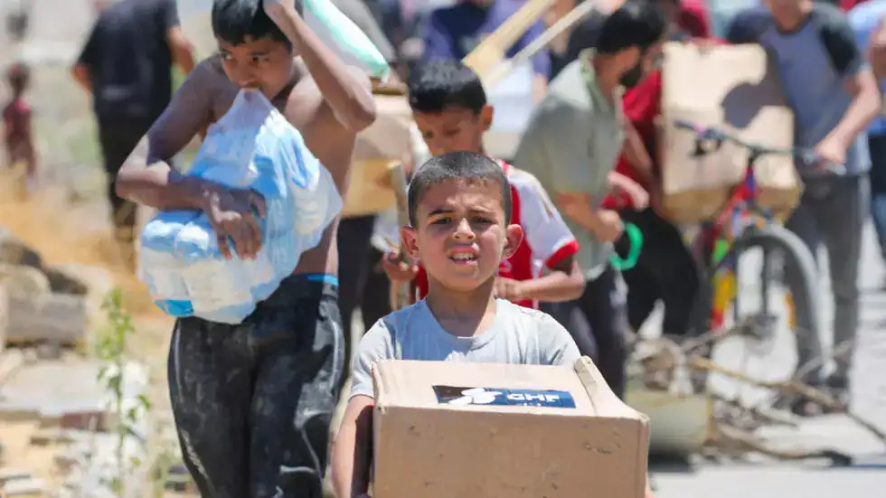 US-Backed Gaza Aid Centers Close Temporarily After Deadly Shooting