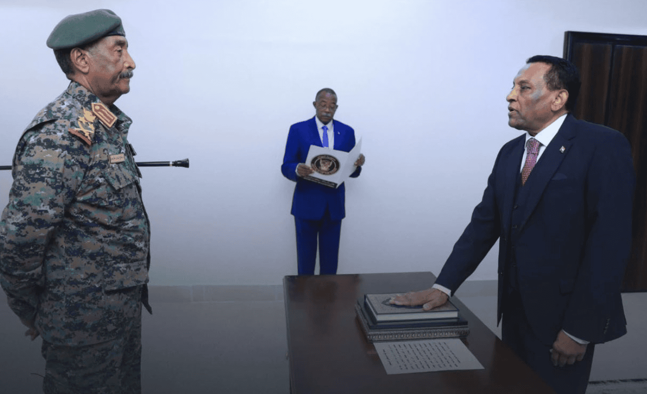 Drones Fly over Port Sudan as New PM Takes Oath
