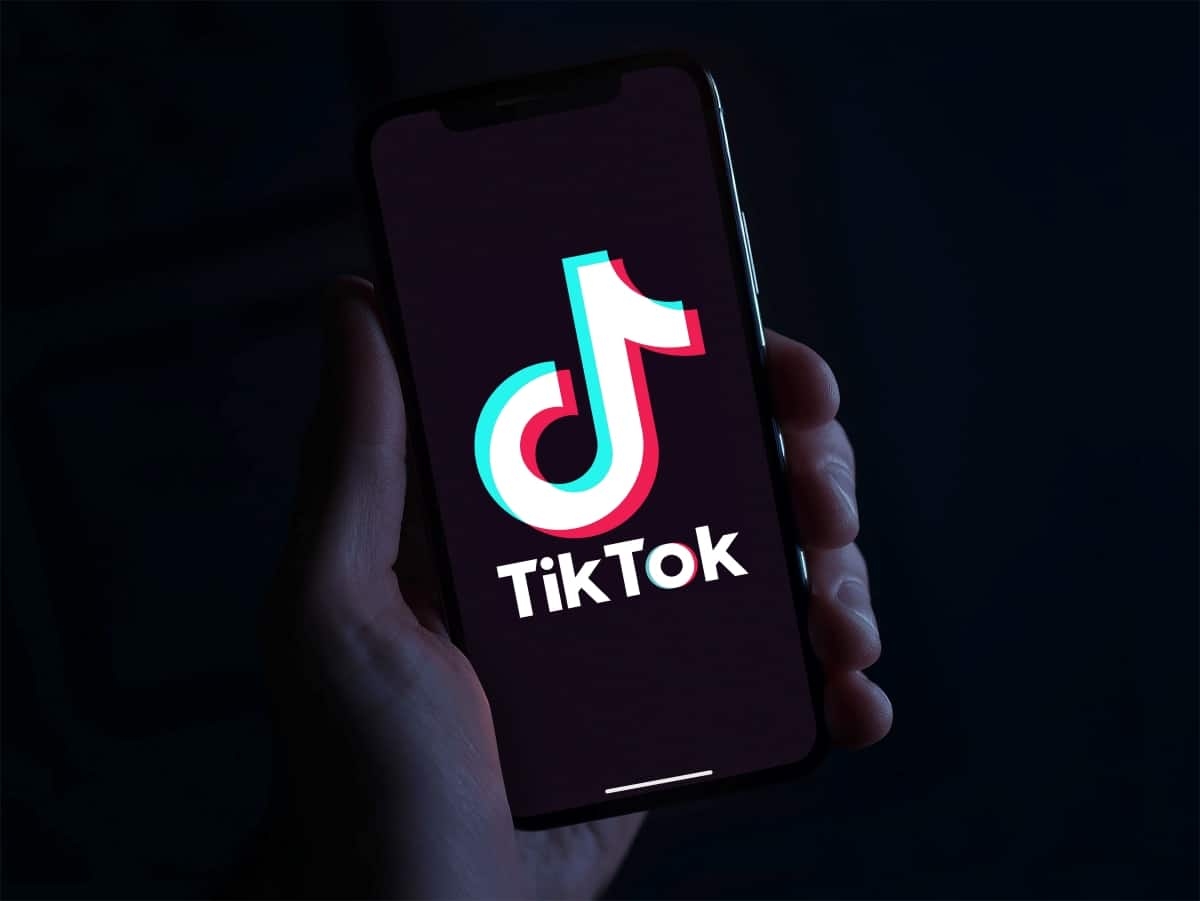 Trump Grants TikTok Third Lifeline Amid Security Standoff