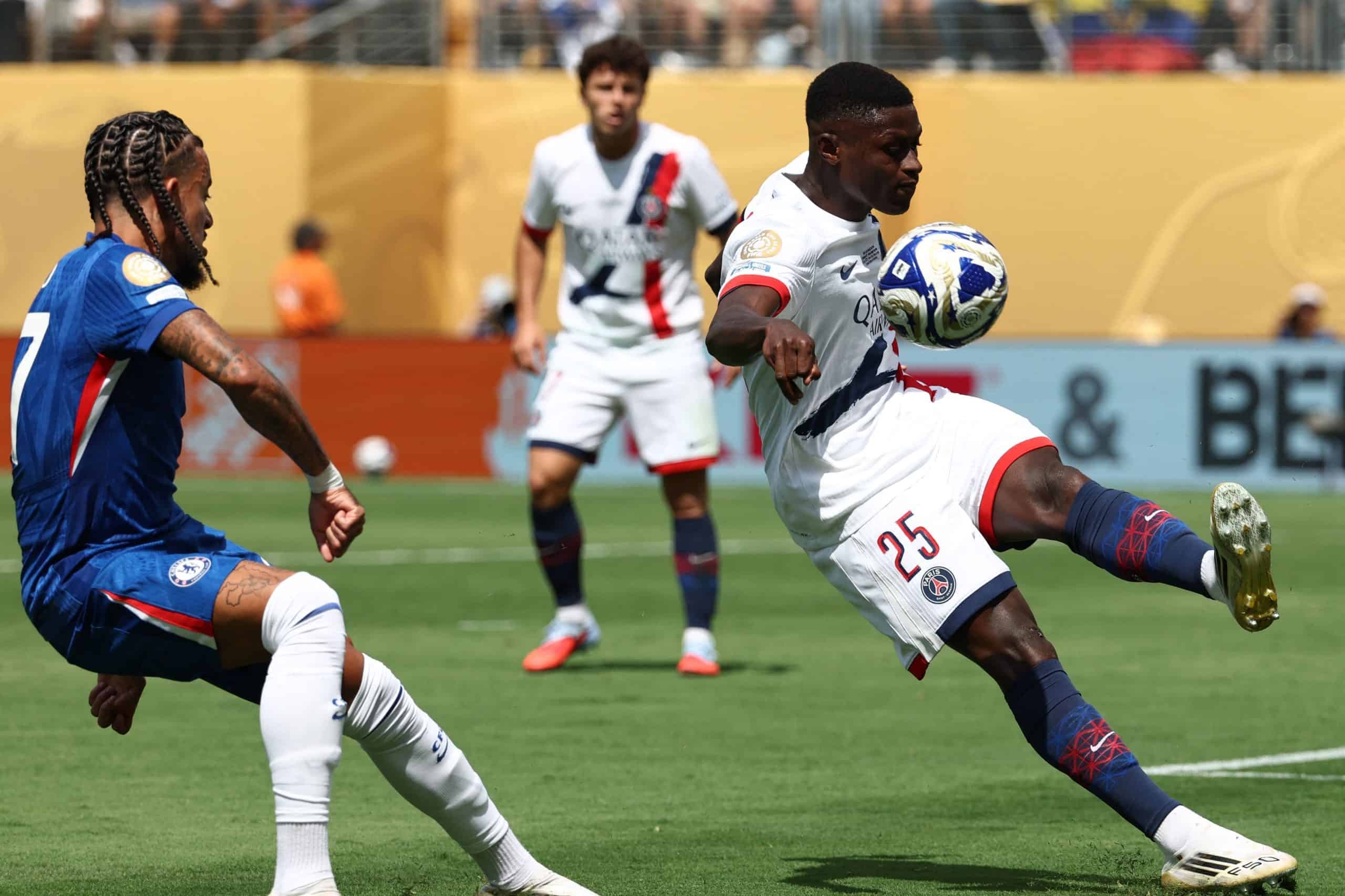 RELIVE: England's Chelsea v France's PSG (FIFA Club World Cup, Final)