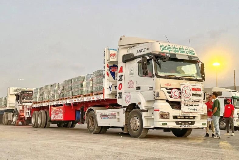 Saudi Arabia Expands Gaza Relief Effort with 7 New Aid Trucks