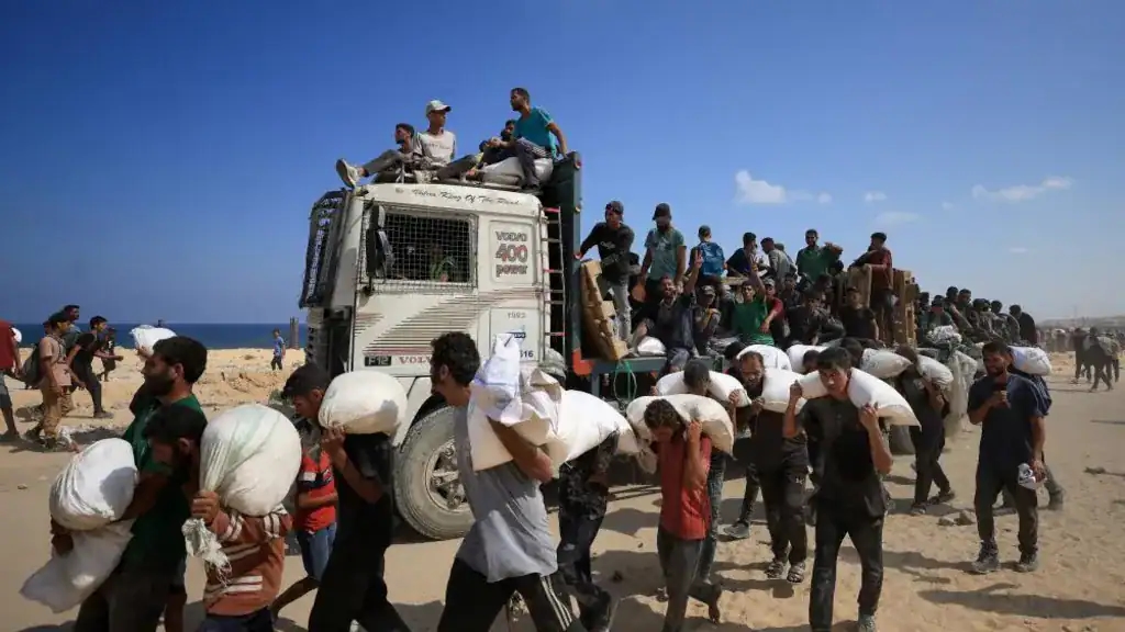 UNRWA Condemns Israel's Starvation Tactics in Gaza, Demands Siege Lift
