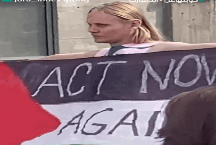 Danish Model Protests with Palestinian Flag During 'Marimekko' Show