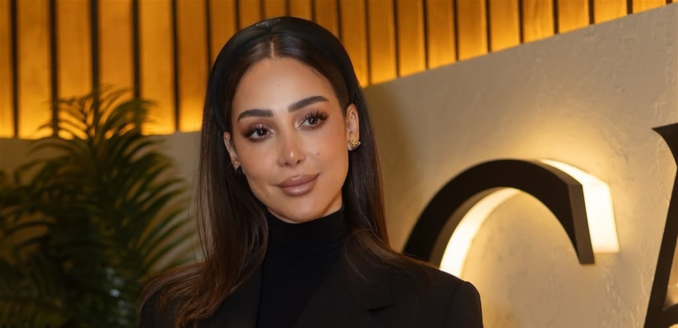 "عيب على سنك".. بسمة بوسيل تشن هجوما عنيفا على إعلامية مصرية بسبب تامر حسني! (صور)