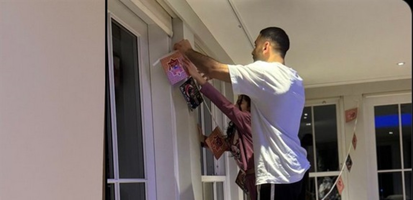 برفقة ابنته.. هكذا استقبل محمد صلاح شهر رمضان (صور)
