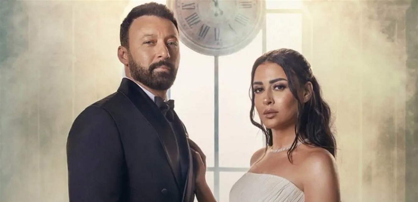 اكتشفت خيانة زوجها مع سيدة متزوجة في أحد الفنادق.. مشهد يحقق مليون مشاهدة! (فيديو)