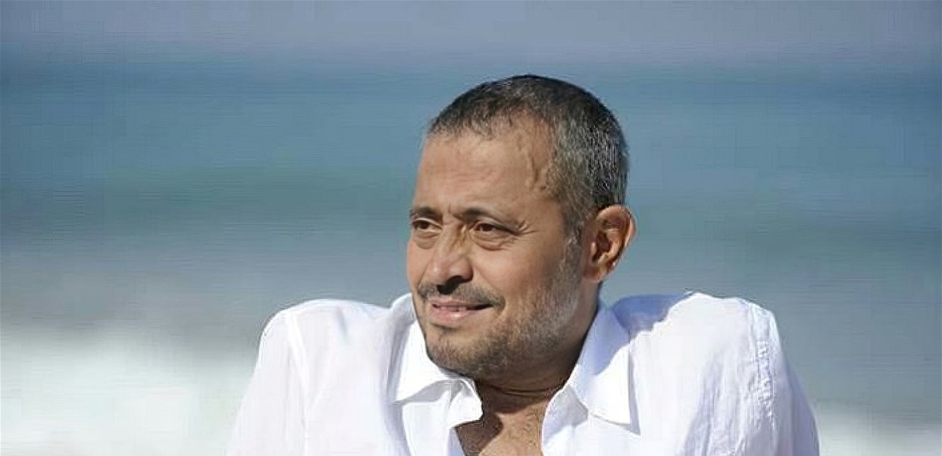 "أبوس راسك يا أبو وديع"… فنان معروف يعتذر من سلطان الطرب لهذا السبب!