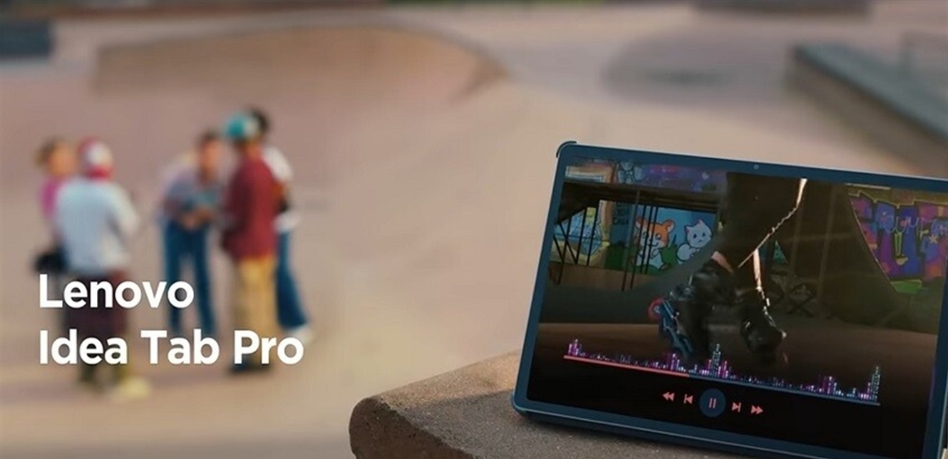 Lenovo تزيح الستار عن حاسبها الجديد المدعوم بالذكاء الاصطناعي (فيديو)
