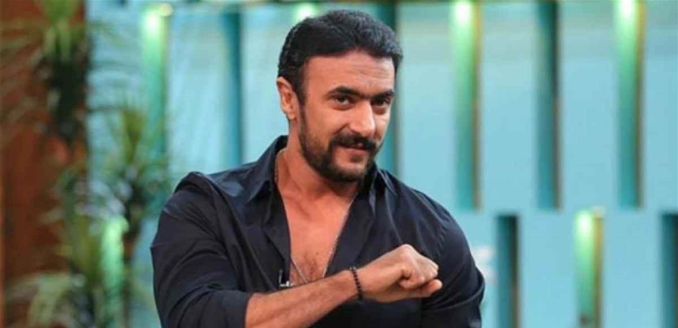 بعد إعلانه عن زواجه بعد رمضان.. الكشف عن عروس أحمد العوضي (فيديو)