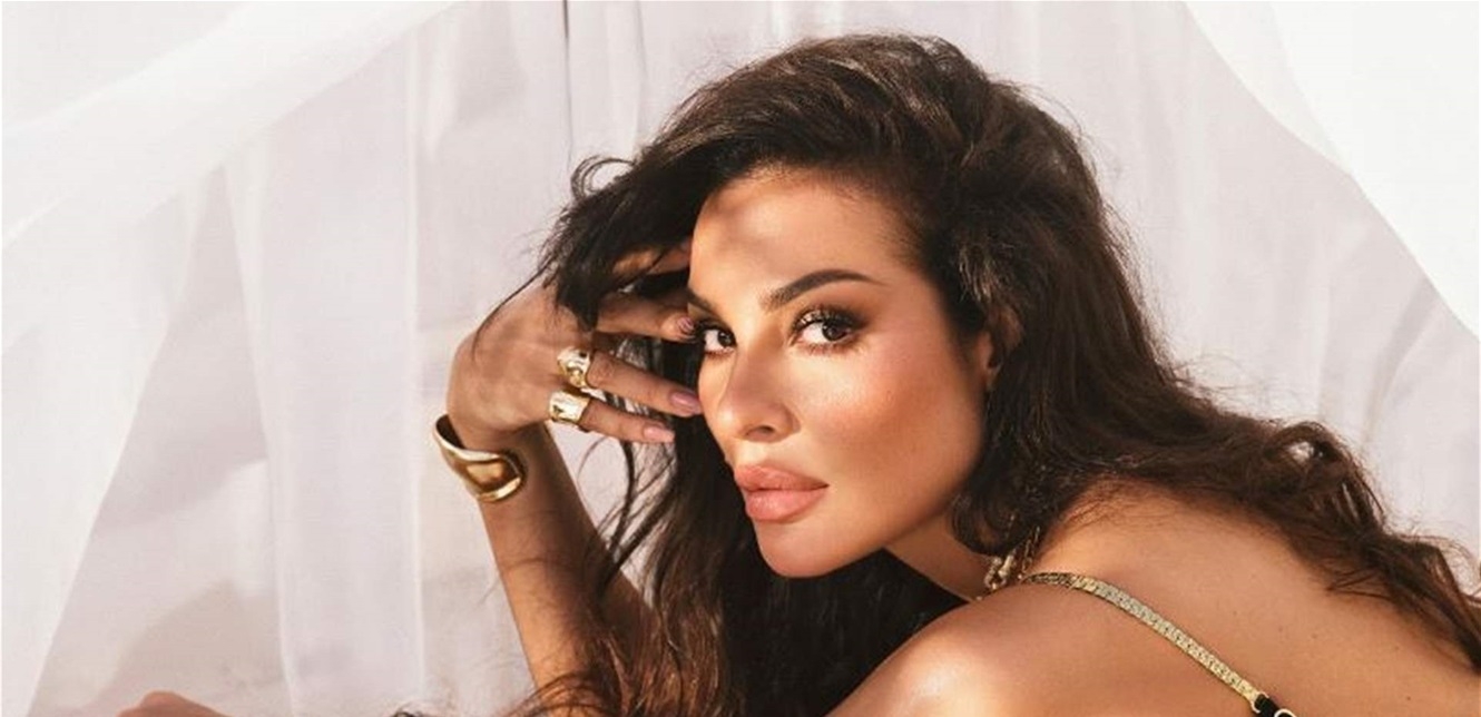 فيديو لنادين نسيب نجيم قبل المكياج وبعده... هل تغيّر شكلها؟