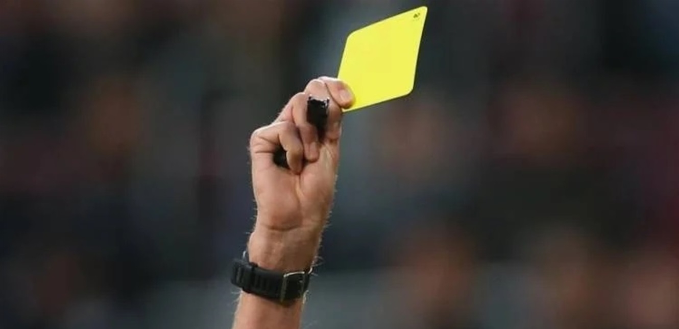 أجور ضخمة لحكام البريميرليغ تصل إلى 300 ألف يورو سنويًا