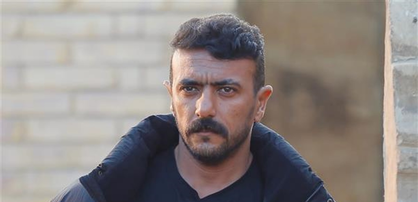 مُحاطا بزميلاته الحسناوات.. أحمد العوضي يحتفل بنجاح "فهد البطل" ويُثير الجدل بتعليق جريء عند هذه الفنانة (فيديو)