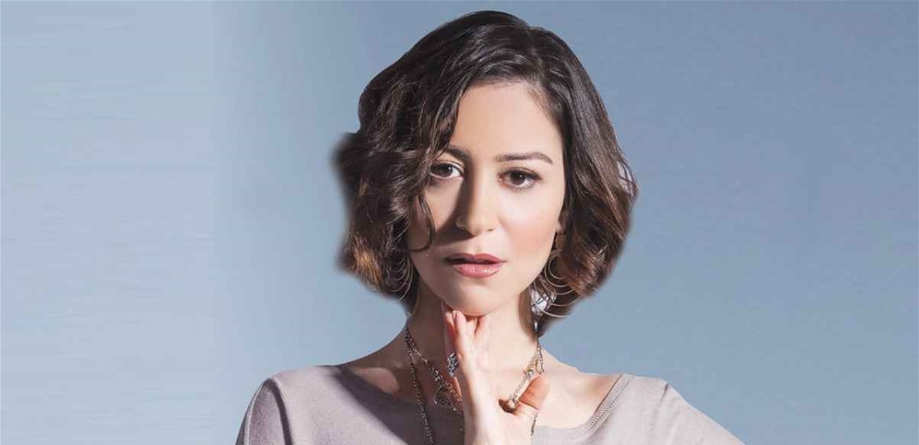 منة شلبي تكشف صعوبات أول عمل مسرحي (فيديو)