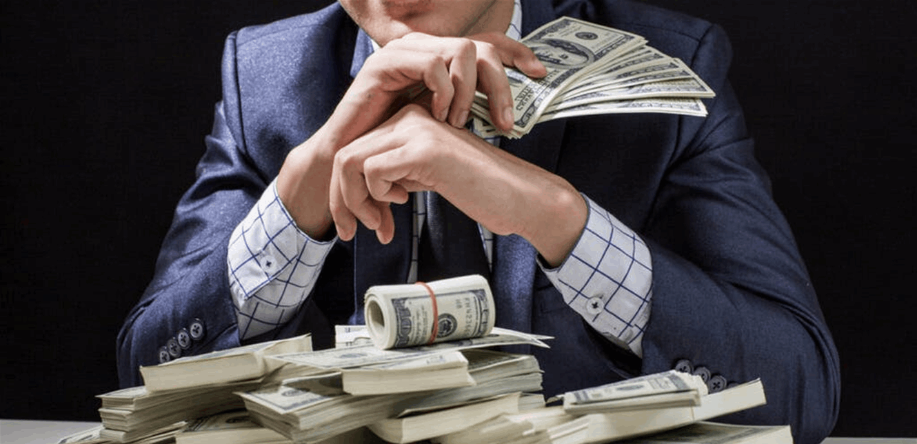 إليكم قائمة أغنى الممثلين في عام 2025