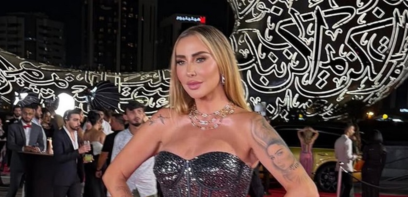 برفقة زوجها.. جويل ماردينيان بإطلالة براقة في دبي وتكشف عن عمرها (فيديو)