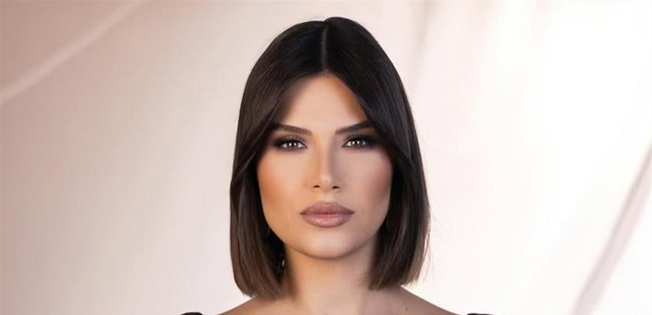 أصبحت في مراحل الحمل الأخيرة.. الإعلامية نبيلة عواد بلقطة رومانسية برفقة زوجها (صورة)
