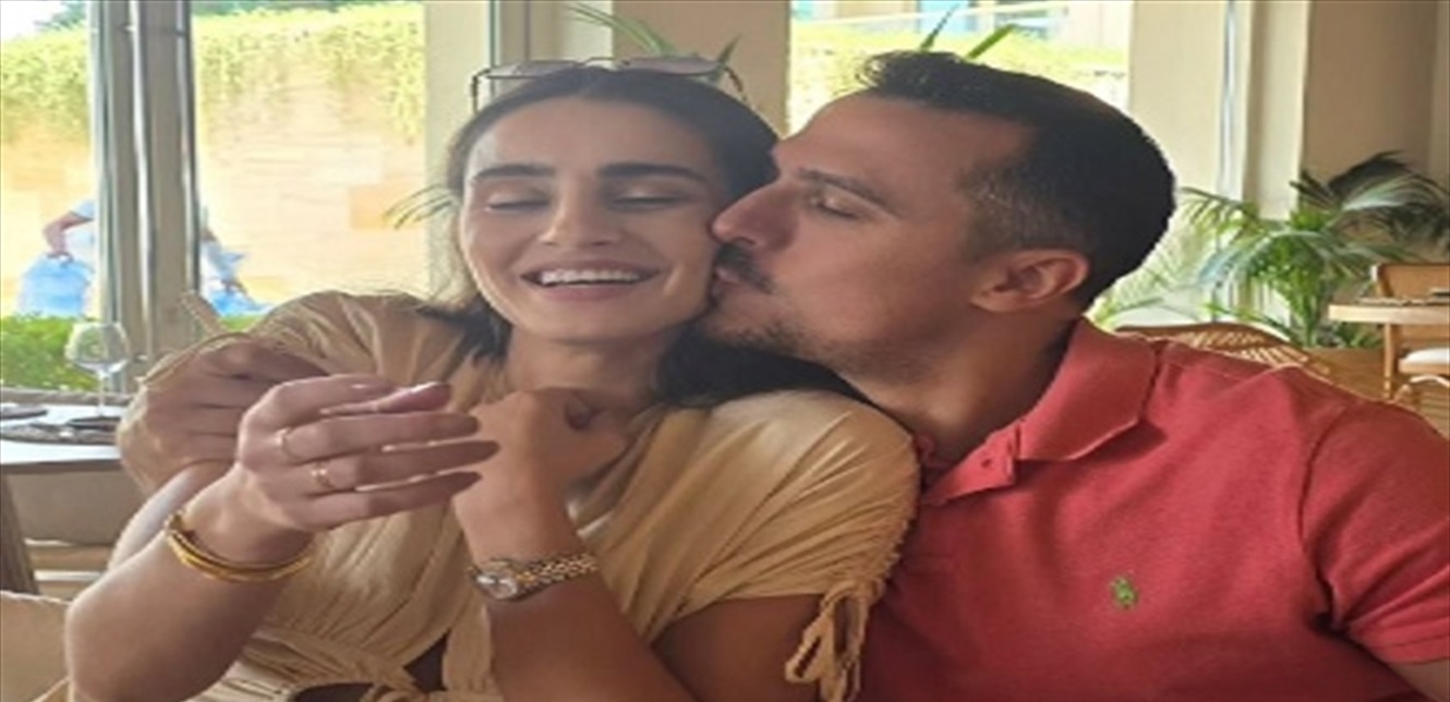 تعيش في الإمارات... ممثلة لبنانيّة تحتفل بعيد ميلادها مع زوجها وأولادها (صور)
