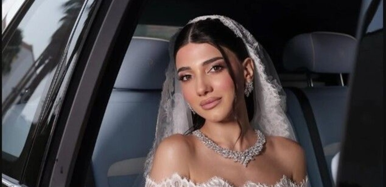 نارين بيوتي تطل برفقة نجم عالمي.. لقاء "أسطوري" غير متوقع يشعل المواقع! (فيديو)