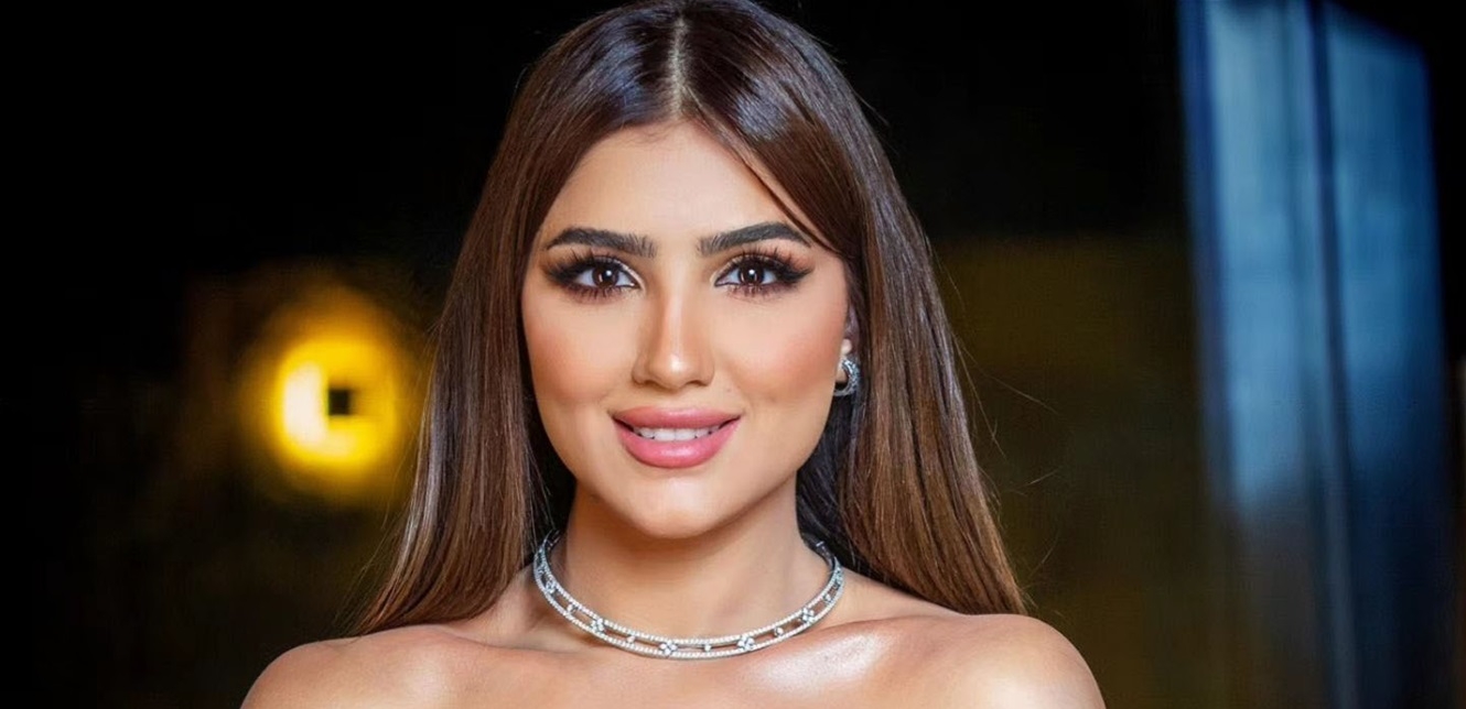 بدت كالأميرات.. بطلة مسلسل "اش اش" بإطلالة أنيقة في "كان" من توقيع مصمم لبناني (صورة)
