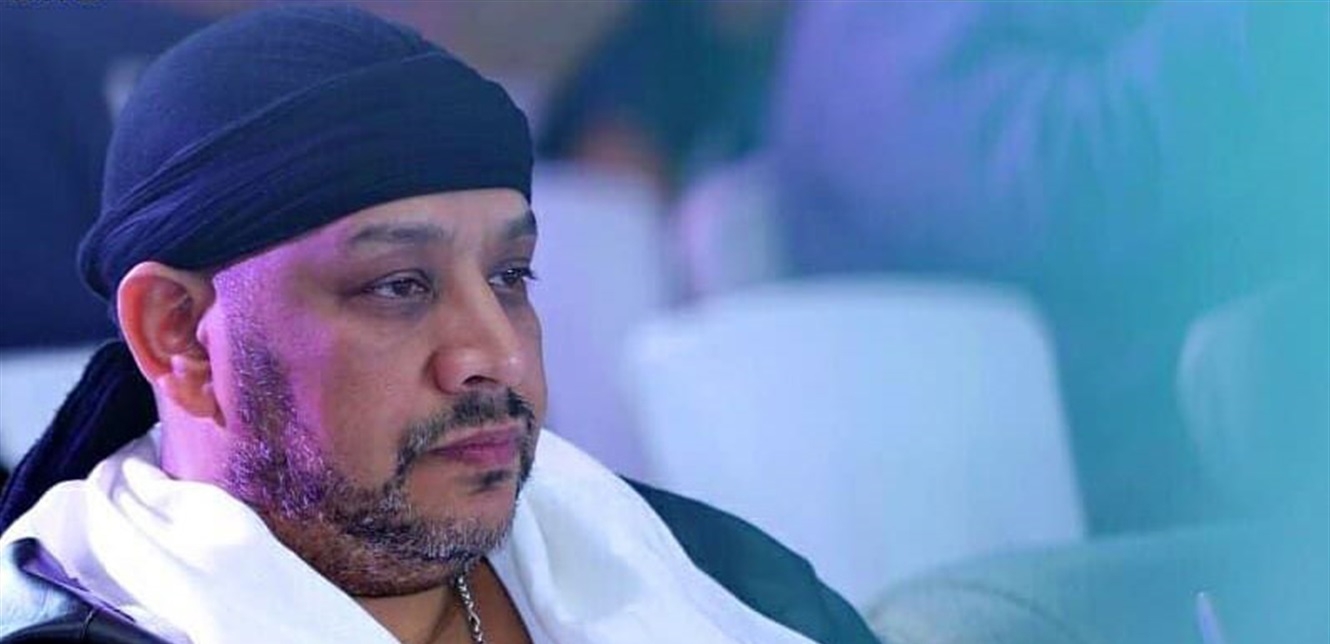 عصام كاريكا يوضح حقيقة حذفه أصدقاءه من صفحاته