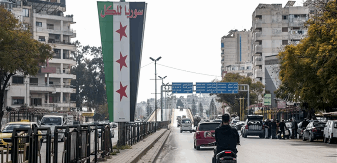"أنا حرّ"... هل دعا ممثل سوريّ معروف جدّاً لعودة نظام بشار الأسد؟