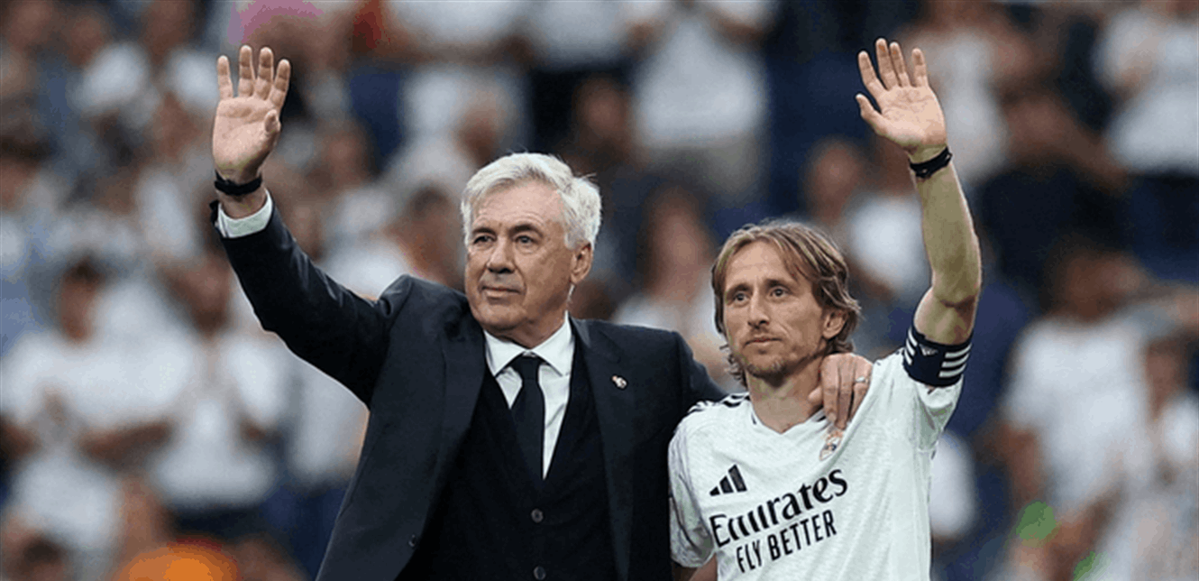 جماهير ريال مدريد تُكرّم مودريتش وأنشيلوتي: شكراً "للأسطورة"