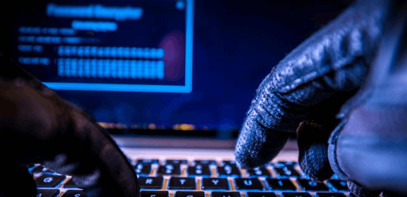 صور قديمة تورّط لبنانيين في شبكات ابتزاز.. ضحايا يدفعون مئات الدولارات شهرياً