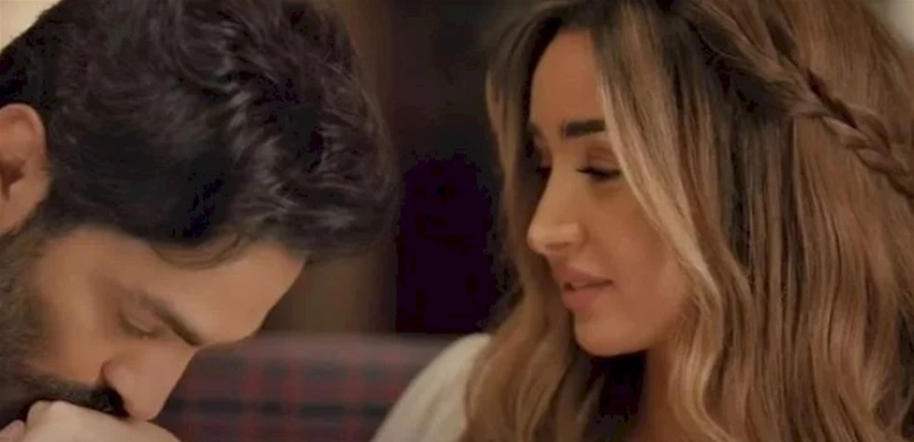 يُمثلان معا في فيلم جديد.. هنا الزاهد تردّ على تامر حسني