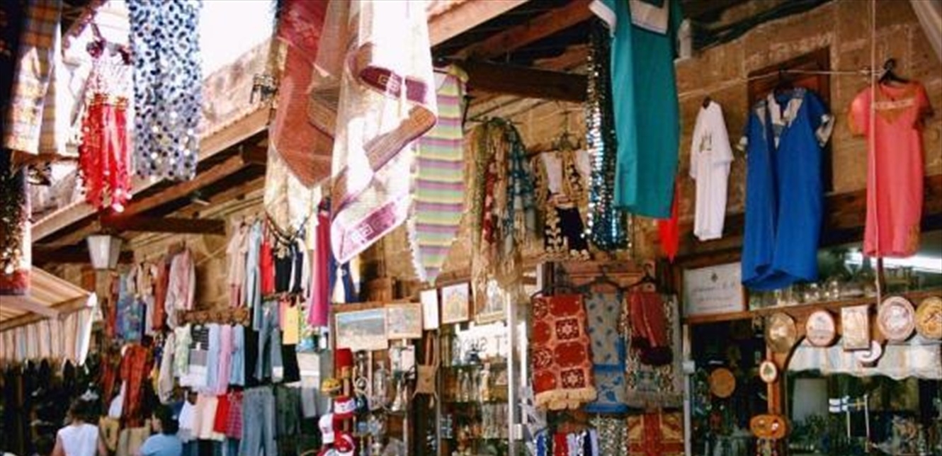رغم ارتفاع سعرها... طلب غير مسبوق على دمية في لبنان (صورة)