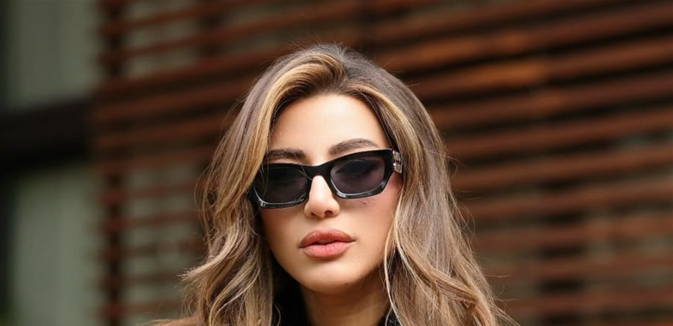 بشكل مُفاجئ.. فنانة شهيرة تُعلن وفاة شقيقتها وهكذا نعتها (صورة)