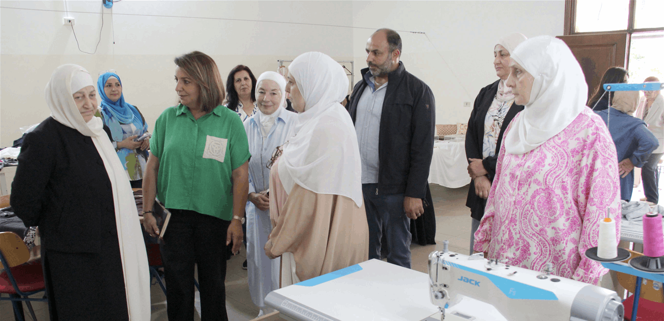 بهية الحريري تزور دورات التدريب المهني ومراكز "أناملنا" و"سيسكو" في مؤسسة الحريري
