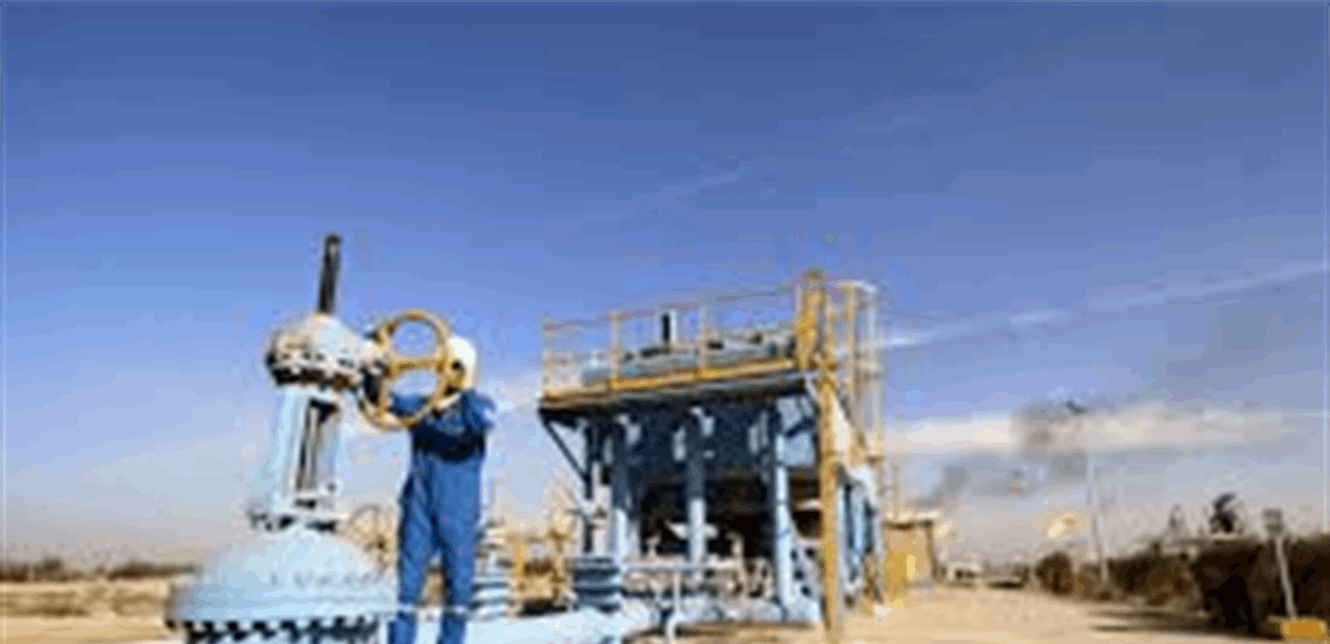 في العراق.. شركات نفط بدأت بسحب الموظفين