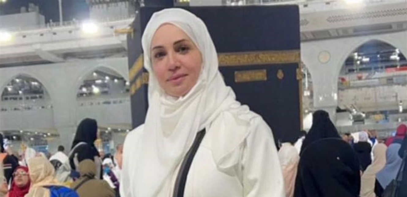 بعد ظهورها بالحجاب وأدائها مناسك العمرة.. هل اعتزلت هذه الفنانة اللبنانية الشهيرة؟