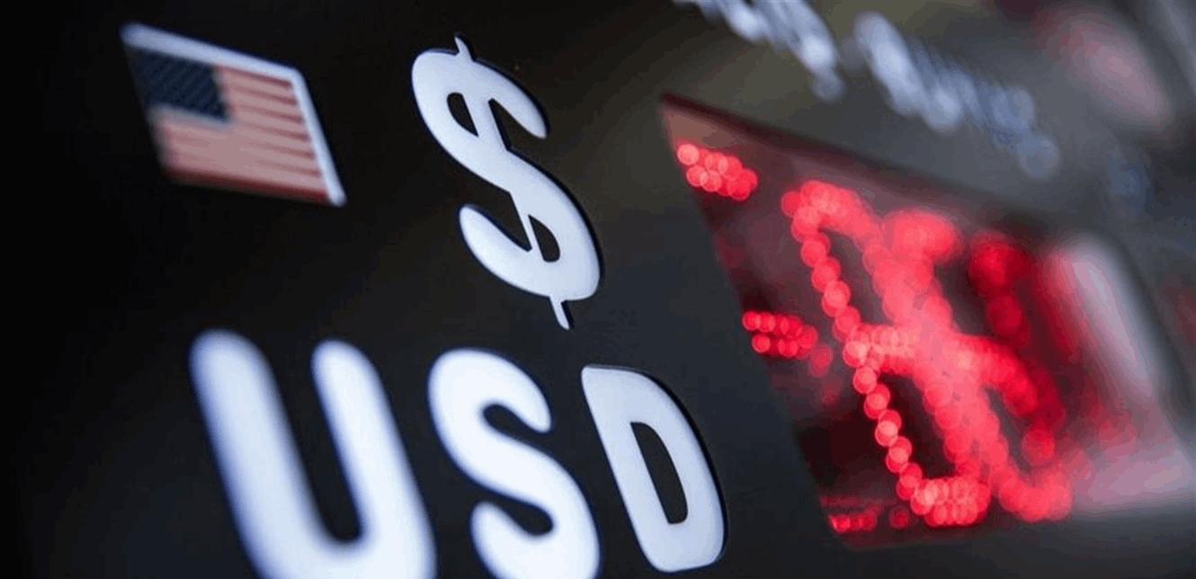 الدولار يتراجع بفعل "ظل الفيدرالي"... وترامب يربك الأسواق