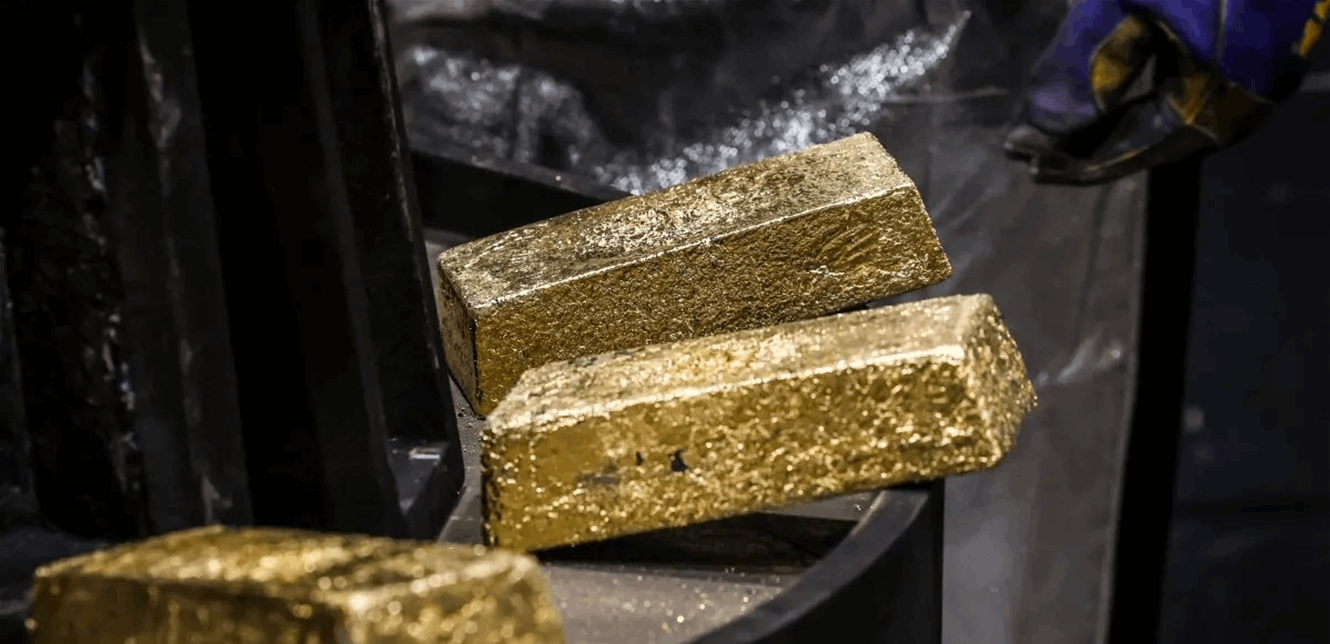 الذهب مستمر في الإنخفاض.. إليكم الأسعار الجديدة