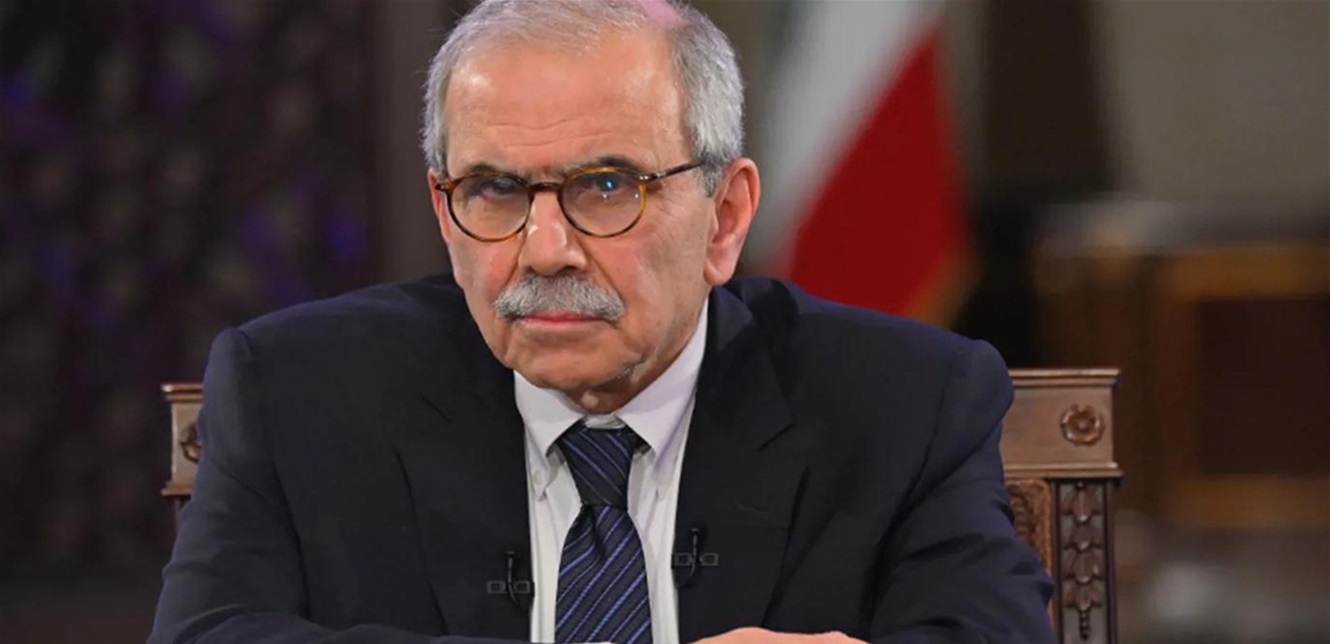 بالصور... شاهدوا كيف تأثّر رئيس الحكومة في ذكرى انفجار المرفأ