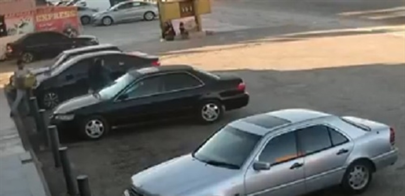 فيديو يُوثّق الغارة الإسرائيليّة على طريق المصنع... وهذه هويّة المُستهدف