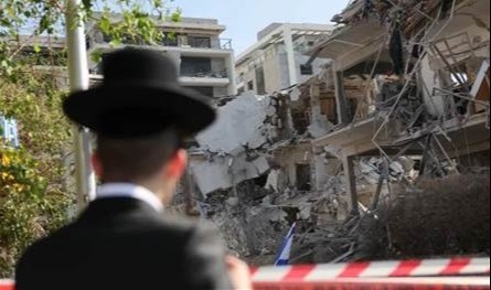بعد حرب وحشية مع إسرائيل.. هل إيران مستعدة لإبرام صفقة؟