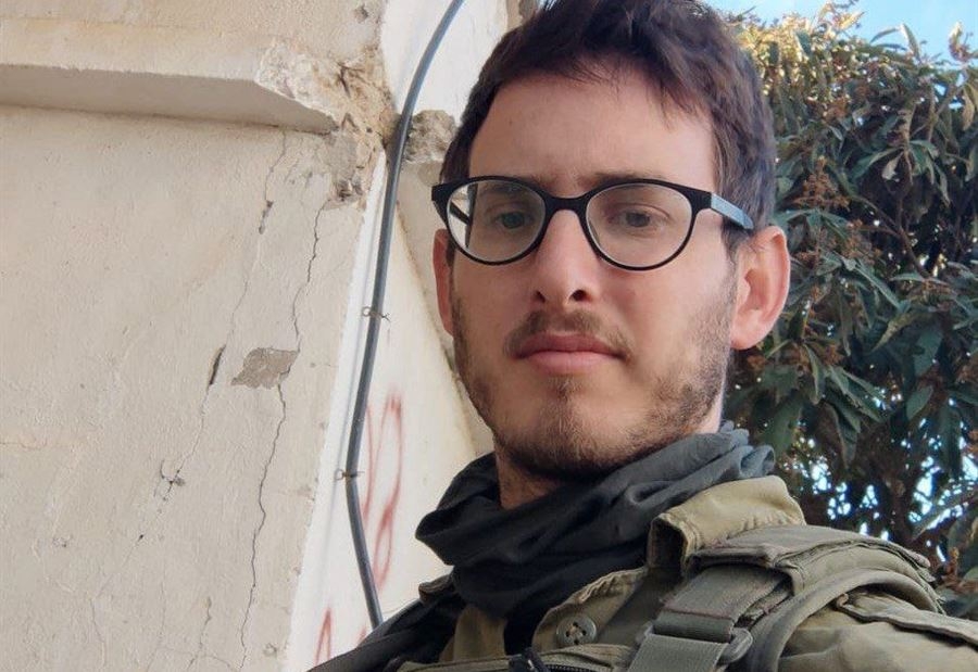 في الجنوب... اسرائيل تعترف بمقتل جندي من لواء غولاني بمسيرة