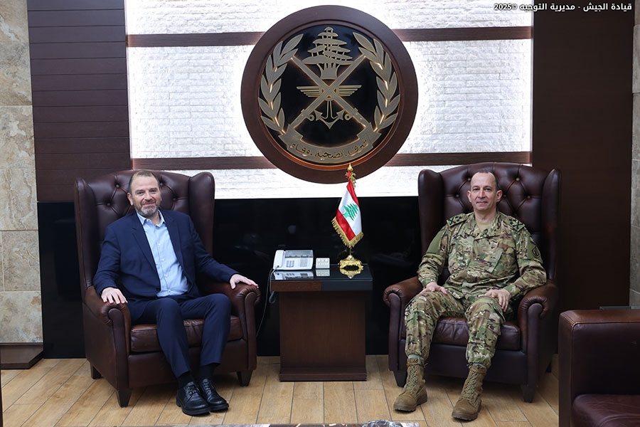 Visitors of LAF Commander