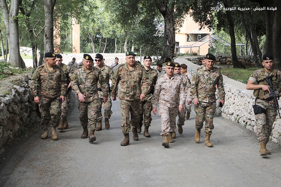 تفقُّد رئيس الأركان الفوج المجوقل