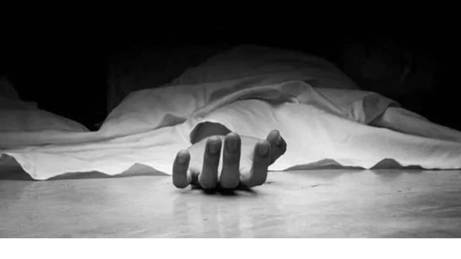 Fourth-year IIT Kharagpur student found dead in hostel room; suicide suspected