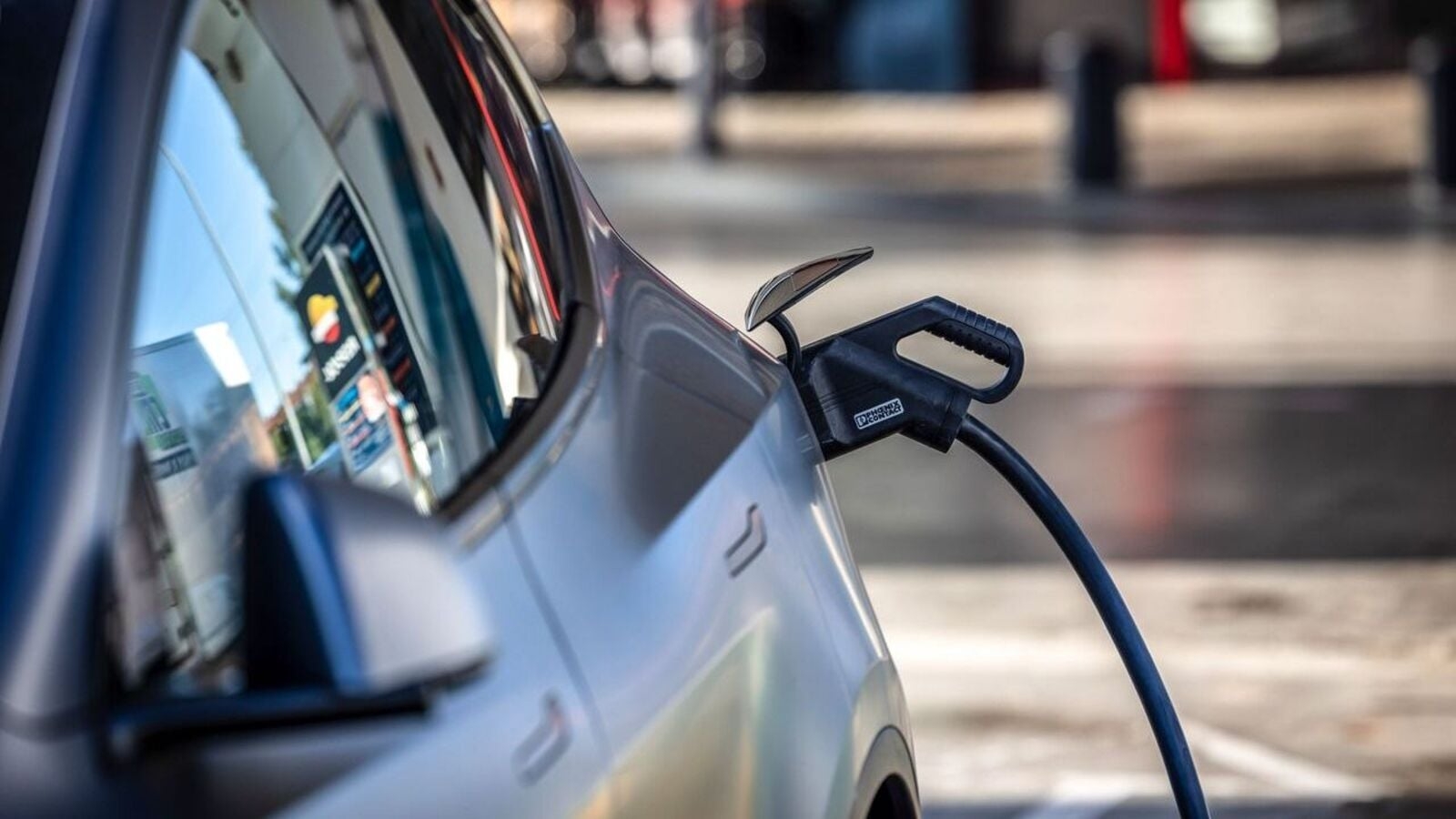 EVs hit with falling resale value as consumer demand cools